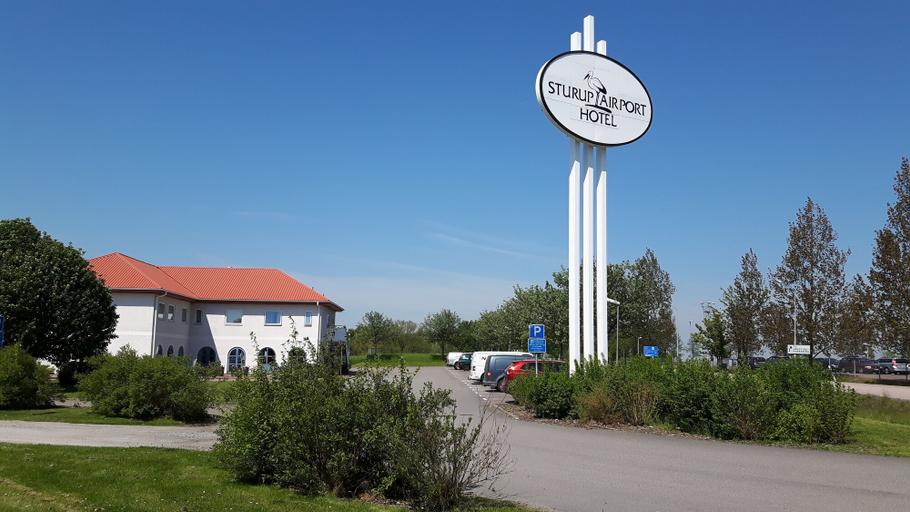 Exterior & Views 2, Sturup Airport Hotel, Svedala