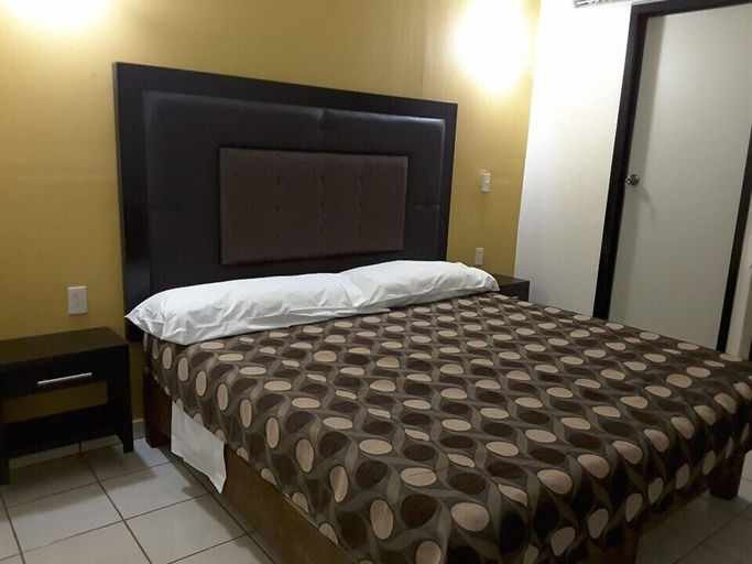 Bedroom 2, Hotel Fiesta Nueva Italia Inn, Múgica