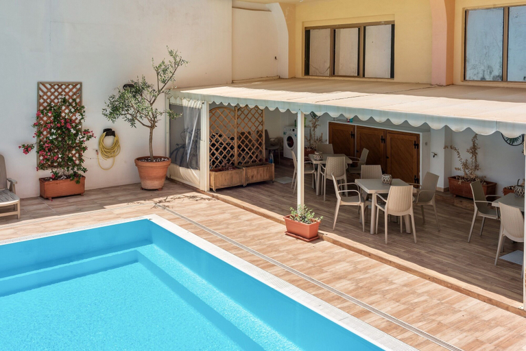 Pool 5, Residence con piscina a 300 mt dal mare, Olbia-Tempio