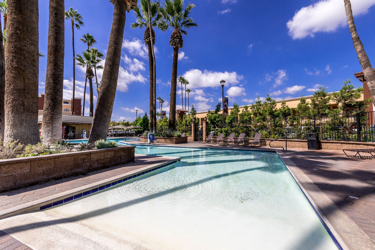Grand Legacy At the Park, Orange