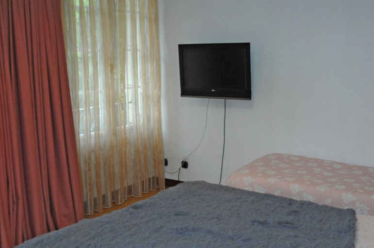 Bedroom 3, Hotel Santa Cruz, Asturias