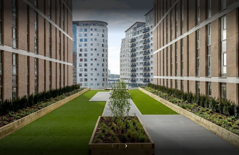 Exterior & Views, Tudors eSuite Grand Central Aparthotel, Birmingham