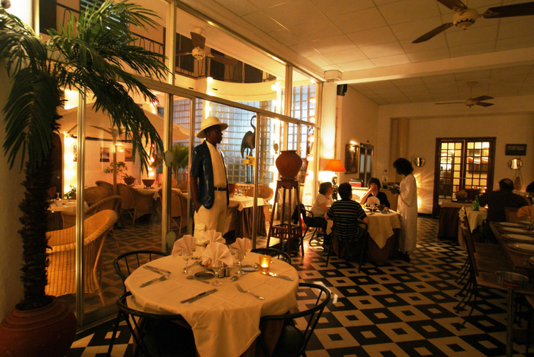 Food & Drinks 5, Hotel La Residence, Saint-Louis