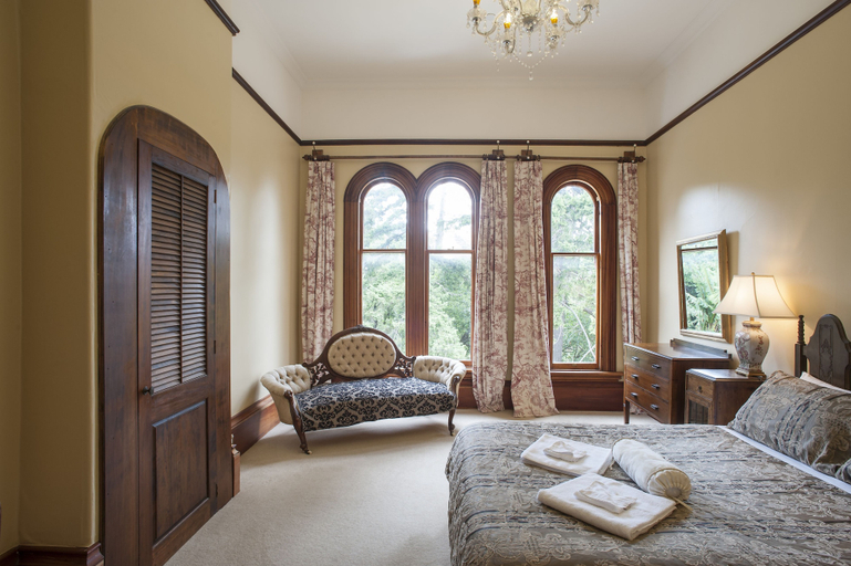 Others 4, Fellworth House for Solo Travellers, Nelson