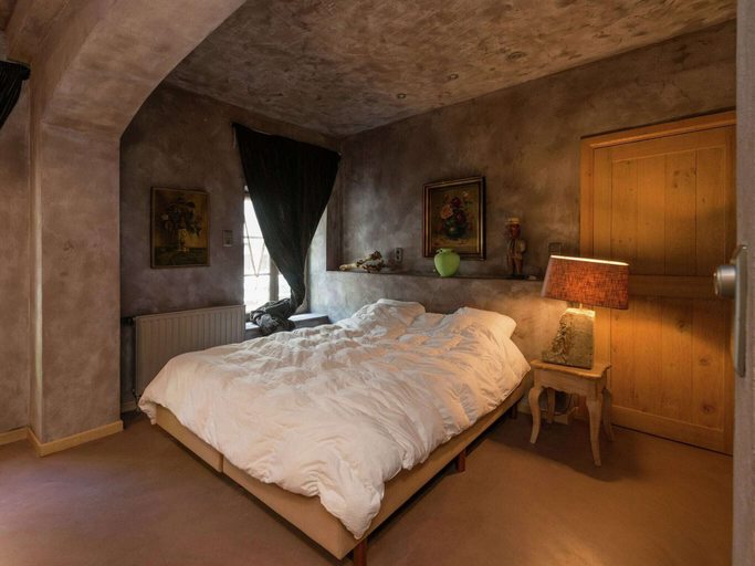 Bedroom 3, Magnificent Manor in Vresse-sur-semois With Sauna, Namur