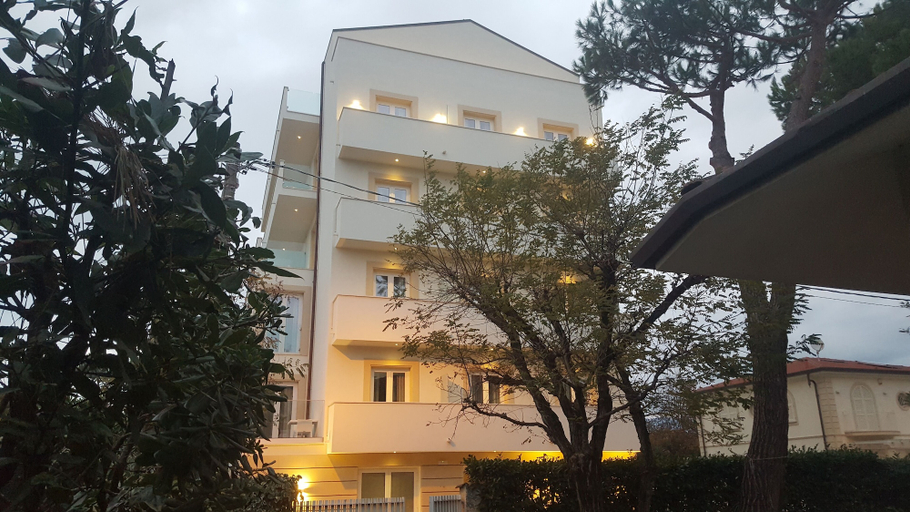 Exterior & Views 2, Hotel Villa Barsanti, Lucca