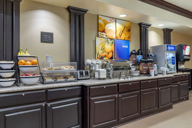 Food & Drinks 5, Comfort Inn & Suites Texas Hill Country, Kendall