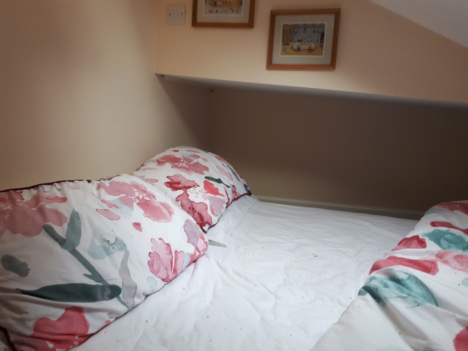 Bedroom 3, 1 Bed Flat - Sleeps 2 - Pets - Garden - Parking, East Sussex
