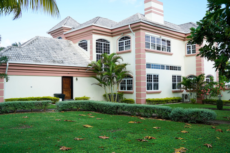Exterior & Views 2, Villa Dora Mae
