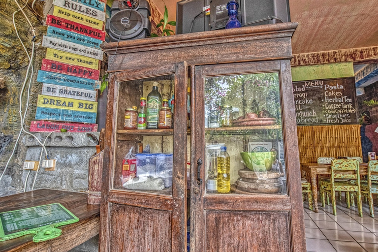 Exterior & Views 2, Lovina Central Hostel, Buleleng