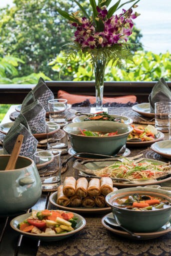 Food & Drinks 5, Villa Baan Hen 5 Bedroom Kata Beach, Pulau Phuket