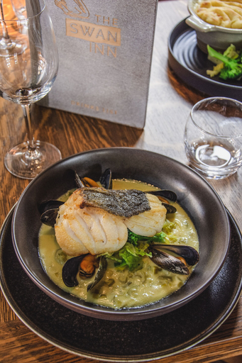 Food & Drinks 5, The Swan Inn, Surrey