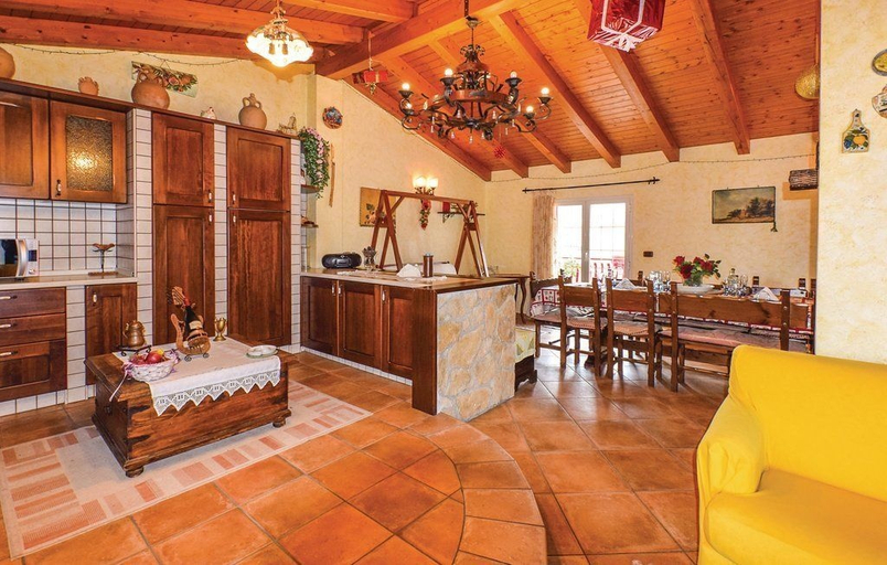 Food & Drinks, Vacation House ETNA, Catania