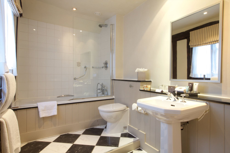 Bathroom 5, The Swan Hotel, Suffolk