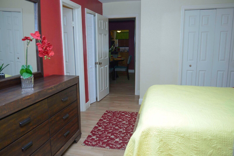 Bedroom 4, Jubilee Gardens Freeport