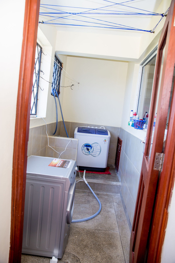 Bathroom, Safiri Kenya Home, Nyali
