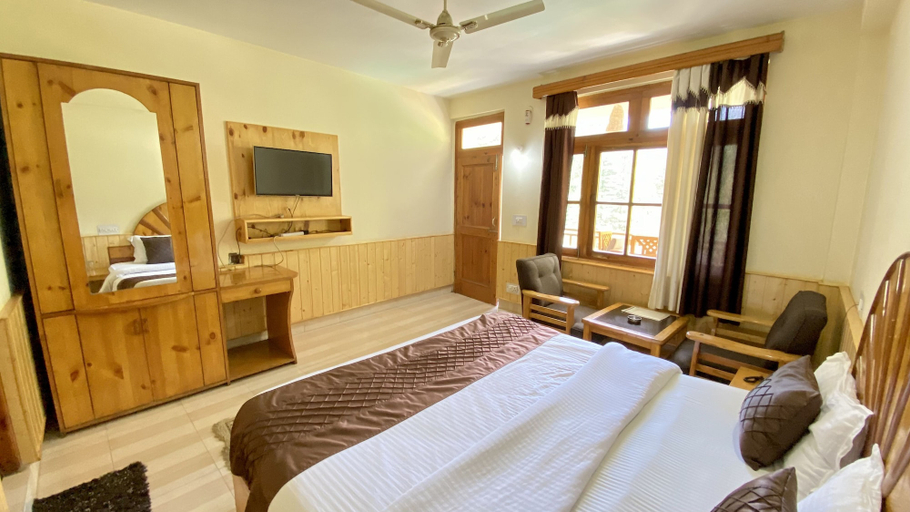 Bedroom 2, Hotel Purnima River View, Kullu