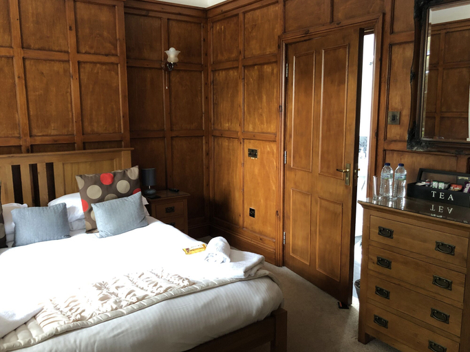 Bedroom 3, Lugo Rock, Cornwall