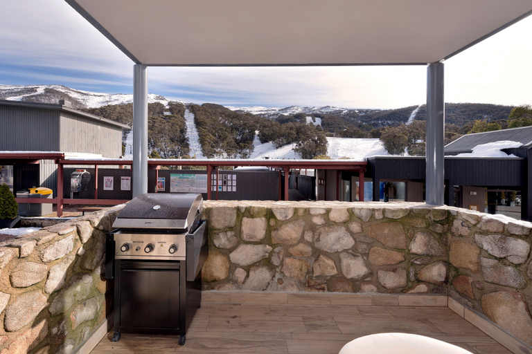 Food & Drinks, Nanook Thredbo Squatters Run, Snowy River