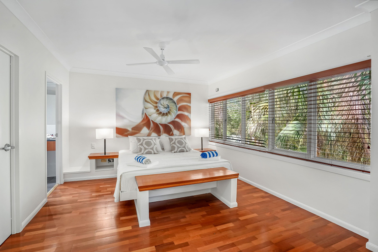 Others 5, Poolside Apt in Alamanda Beachfront 77, Cairns