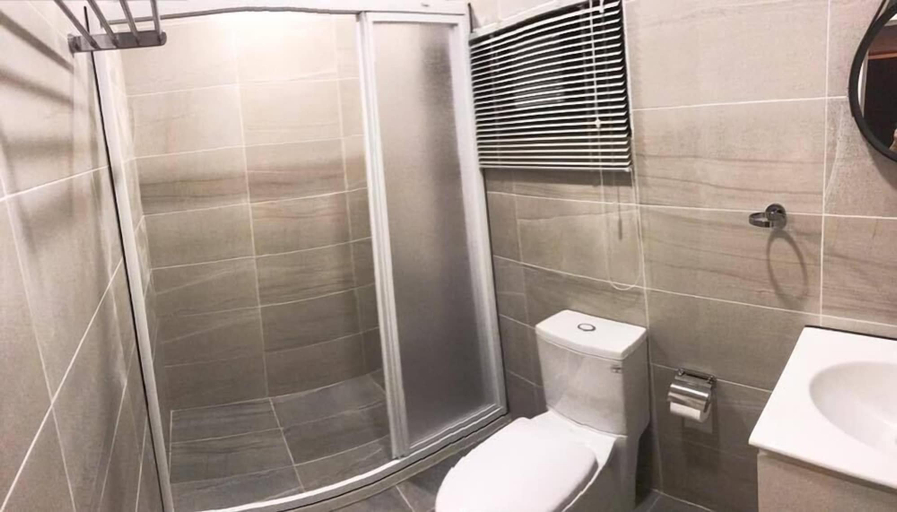 Bathroom 3, Living house, Pingtung
