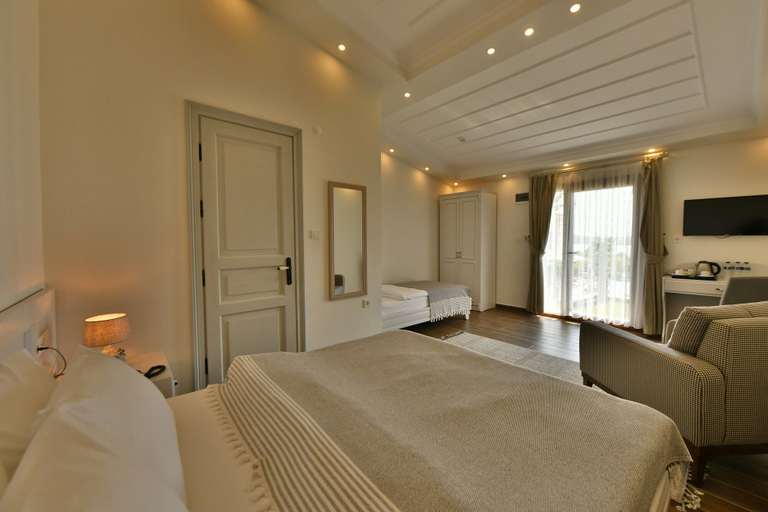 Bedroom 4, Omer Aga Konagi, Ayvalık
