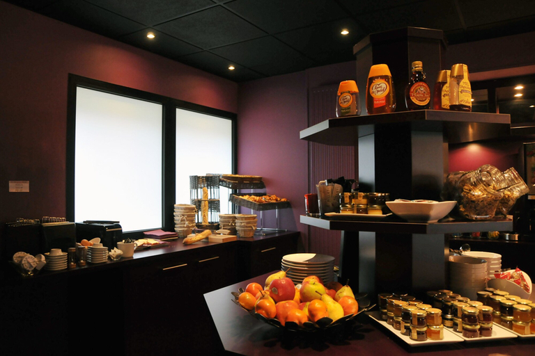 Food & Drinks 5, Kyriad - Caen Centre, Calvados
