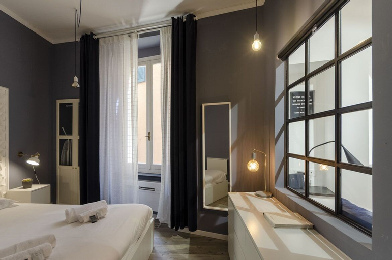 Bedroom 3, JOIVY Hidden Gem in Centro Città, Genova
