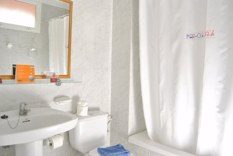 Bathroom 3, Apartamentos Marola Park, Santa Cruz de Tenerife
