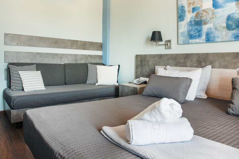 Bedroom 3, Myrto Hotel, Attica