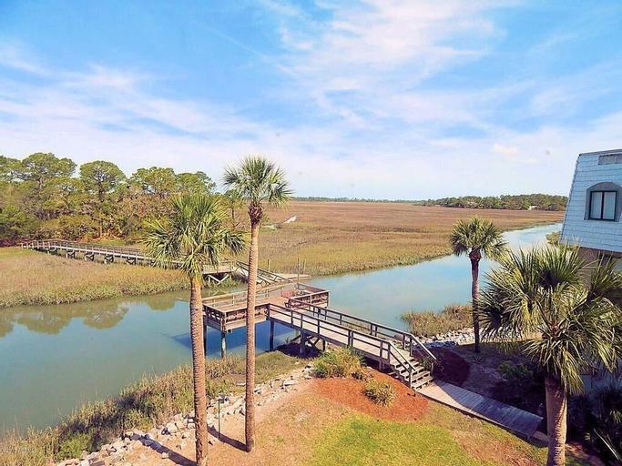 180 Beach Club Villa, Beaufort