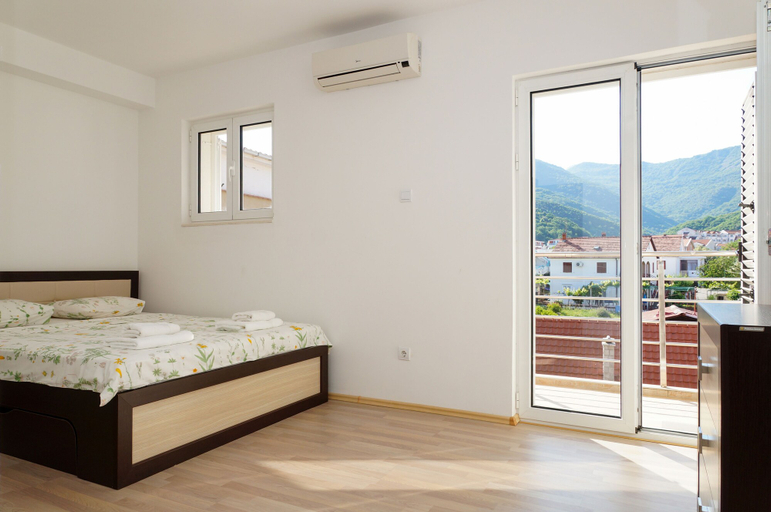 Bedroom 2, Apart-hotel Iris, Alanya
