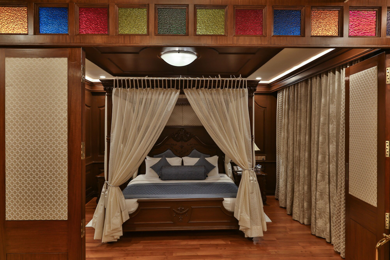 Bedroom 3, The Accord Metropolitan, Chennai