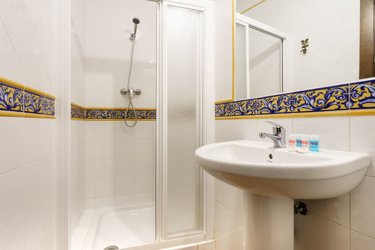 Bathroom 4, Hostal Ciudad Trigueros, Huelva