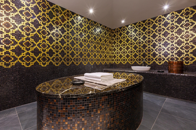 Bathroom 5, Sheraton Grand Tbilisi Metechi Palace, Tbilisi