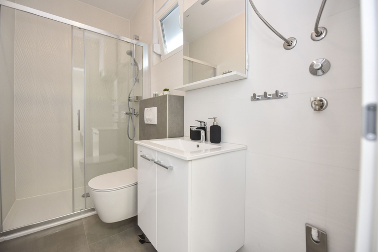 Bathroom 4, Pool Apartments & Rooms Mare, Novalja