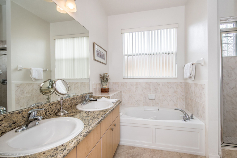 Bathroom 4, 4701rrl, Osceola
