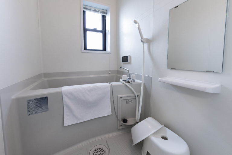 Bathroom 5, Tofukuji Riverside, Kyoto