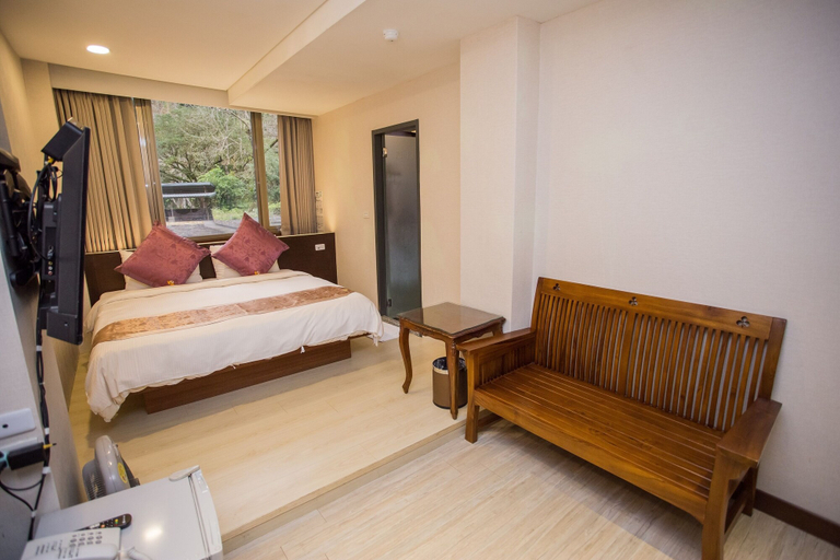 Bedroom 3, Mei Jia Mei Hotel, Yilan