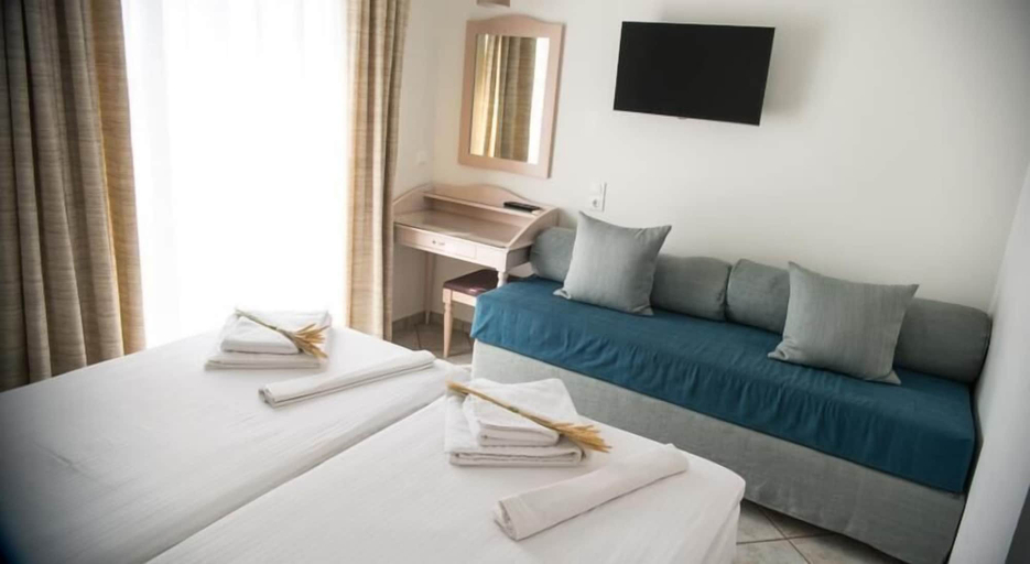 Bedroom 4, Maria Plomari Apartments, North Aegean