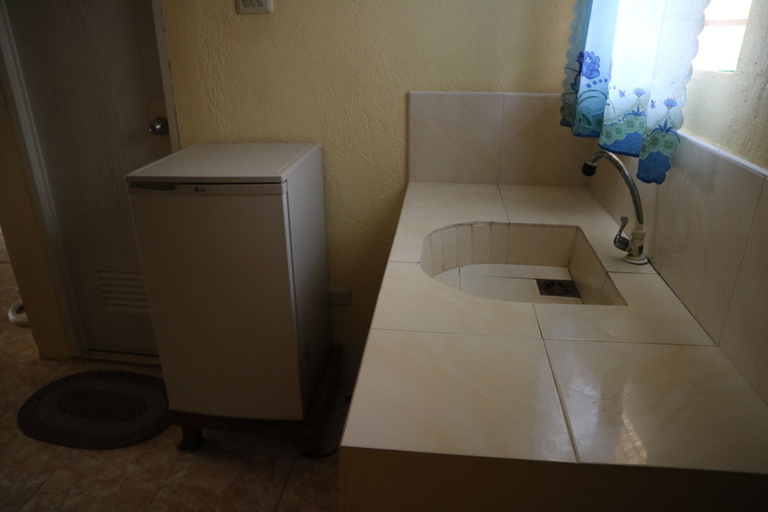 Bathroom 3, Golden Sam Resort, Panglao