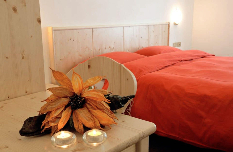 Bedroom 2, Albergo Sporting, Trento