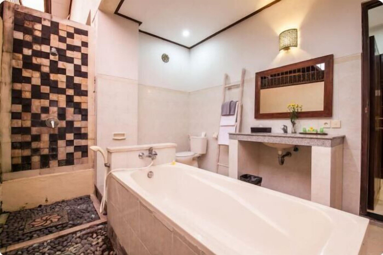 Bathroom 4, SMV -2BRPool- SANDAT · 2BR Private Pool Walk to Beach and Shops Legian, Badung