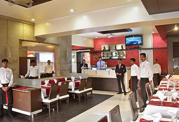 Food & Drinks 4, Hotel South Coast, Thane