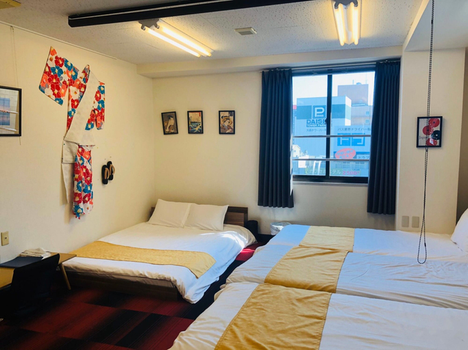Bedroom 2, Ozawa Building, Osaka