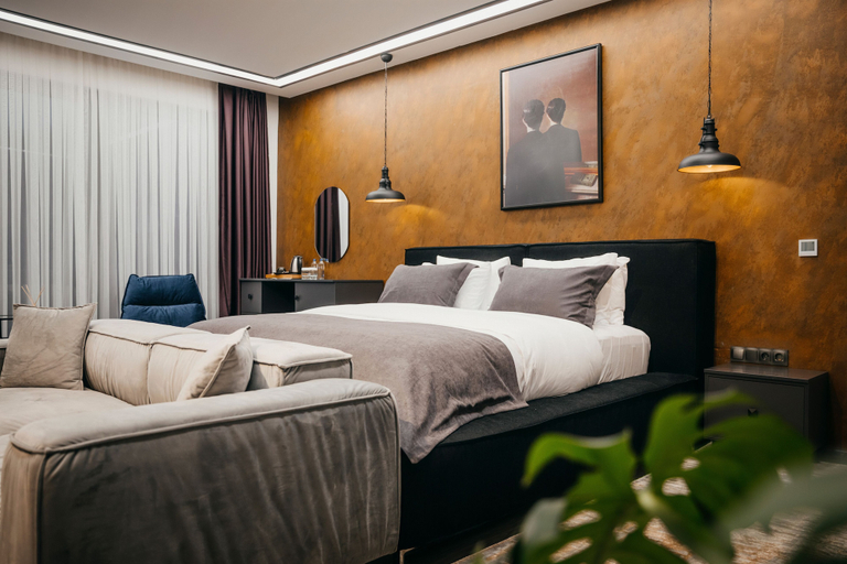 Bedroom 4, Cathan Art Hotel, Pazar