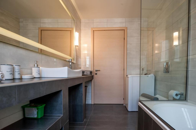 Bathroom 4, Villa Kedria with a panoramic ocean view, Crete