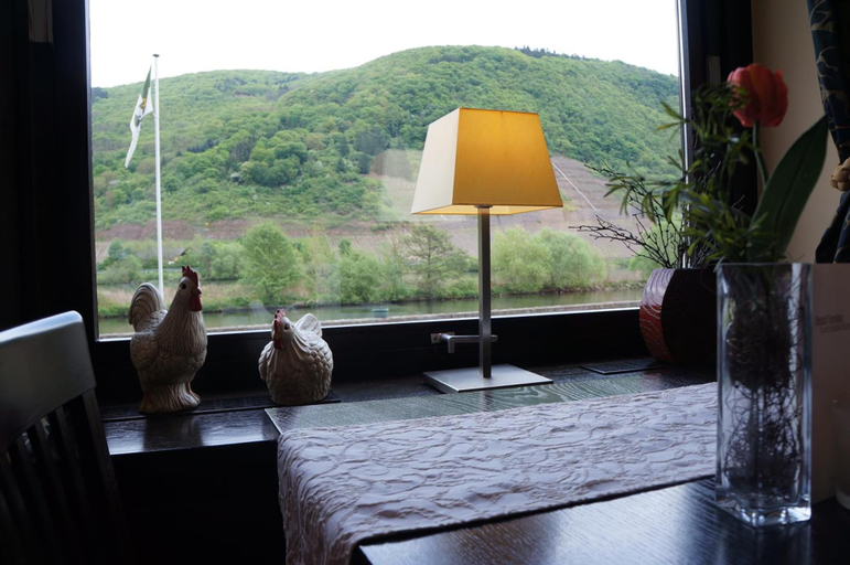 Bedroom 3, Hotel Traube, Mayen-Koblenz