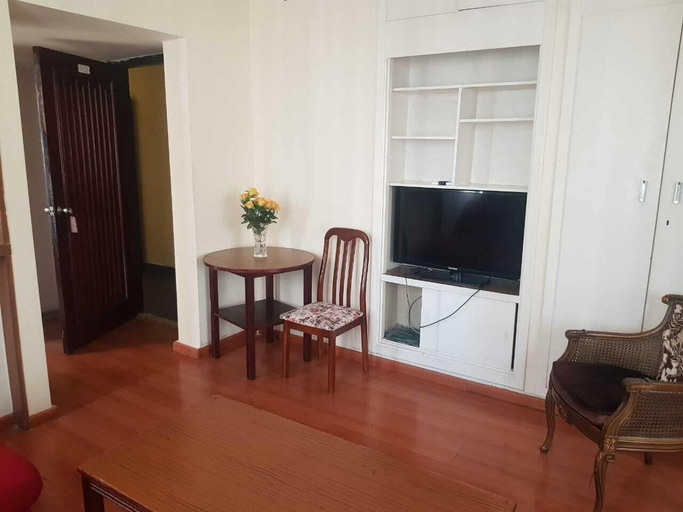 Others 5, Universal Residence, Beirut