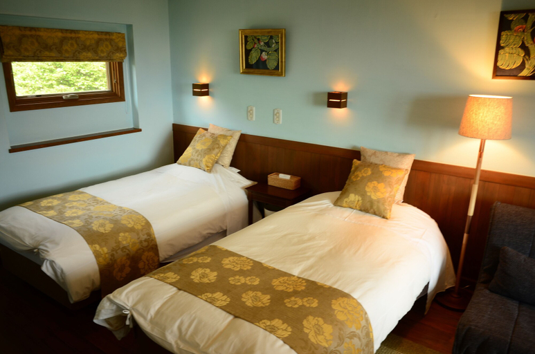 Bedroom 2, Villa Yurimun, Tatsugō